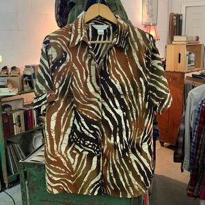 Two-Tone Zebra Crêpe button down. Padded shoulders.  Very ‘80s